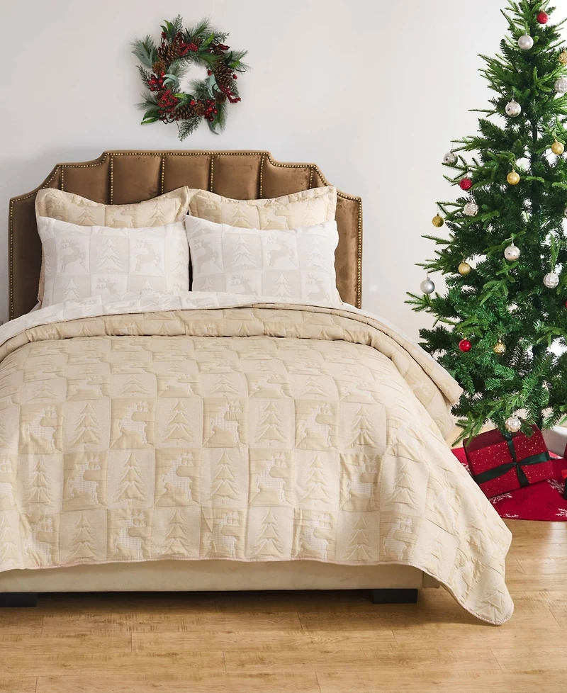 Greenland Home Fashions Reindeer Games Holiday Matelasse -Pc. Coverlet Set