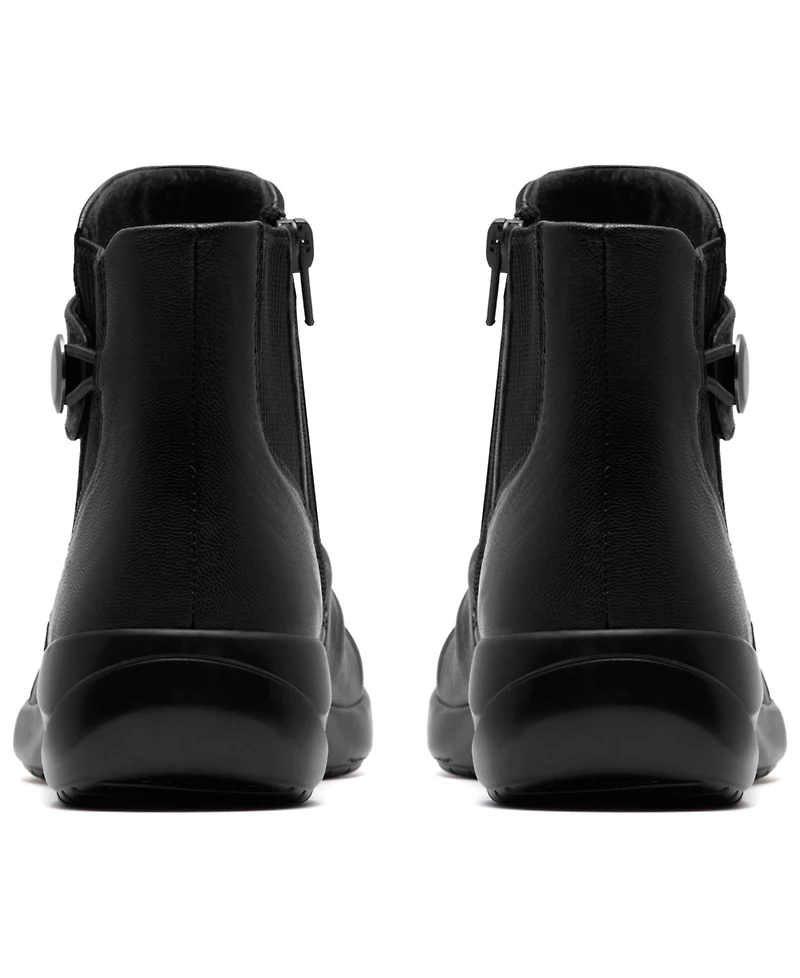Clarks Women's Kaetlyn Sara Wedge Ankle Boots