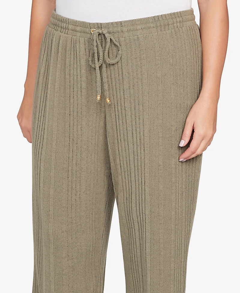 Hearts Of Palm Plus Solid Texture Hatchi Pants