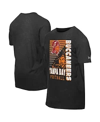 New Era Men's Black Tampa Bay Buccaneers Retro Logo Enzyme Washed Oversized T-Shirt