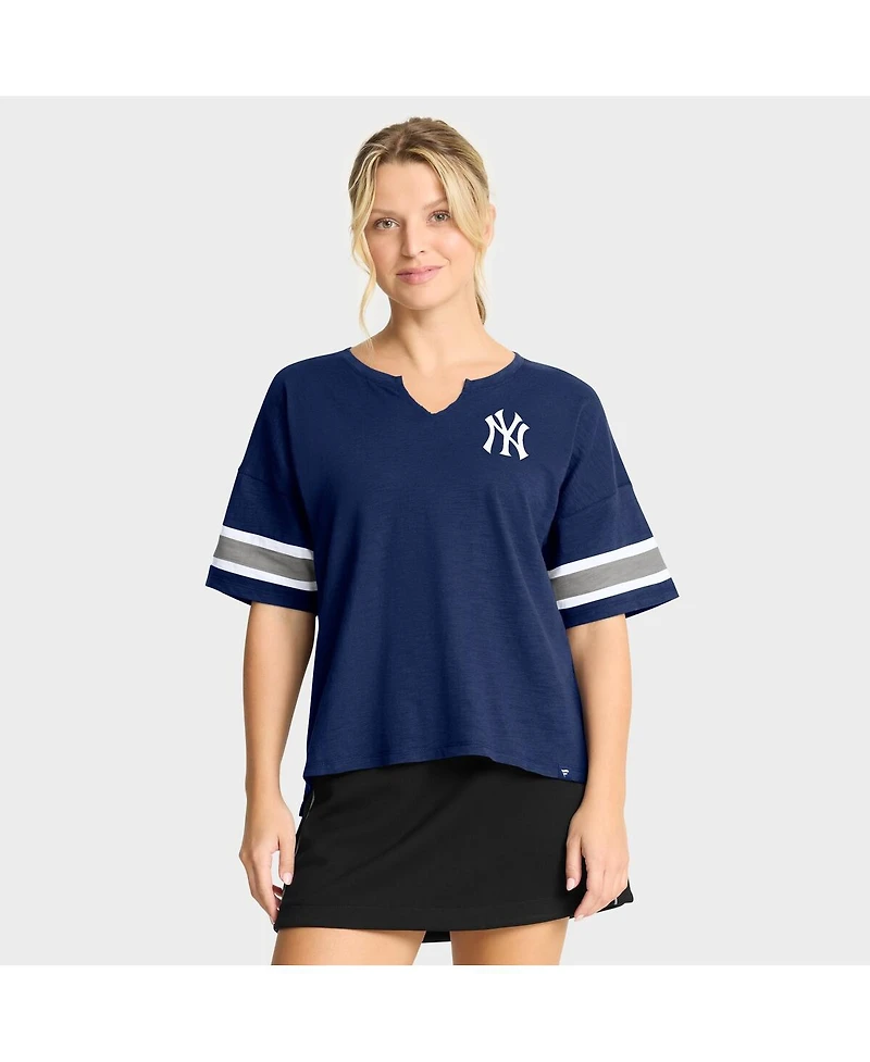 Fanatics Women's Navy New York Yankees Curl Route T-Shirt