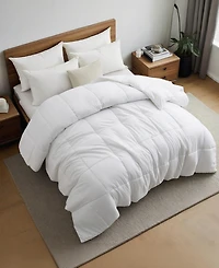 Unikome Ultimate Comfort Lightweight Down Alternative Comforter