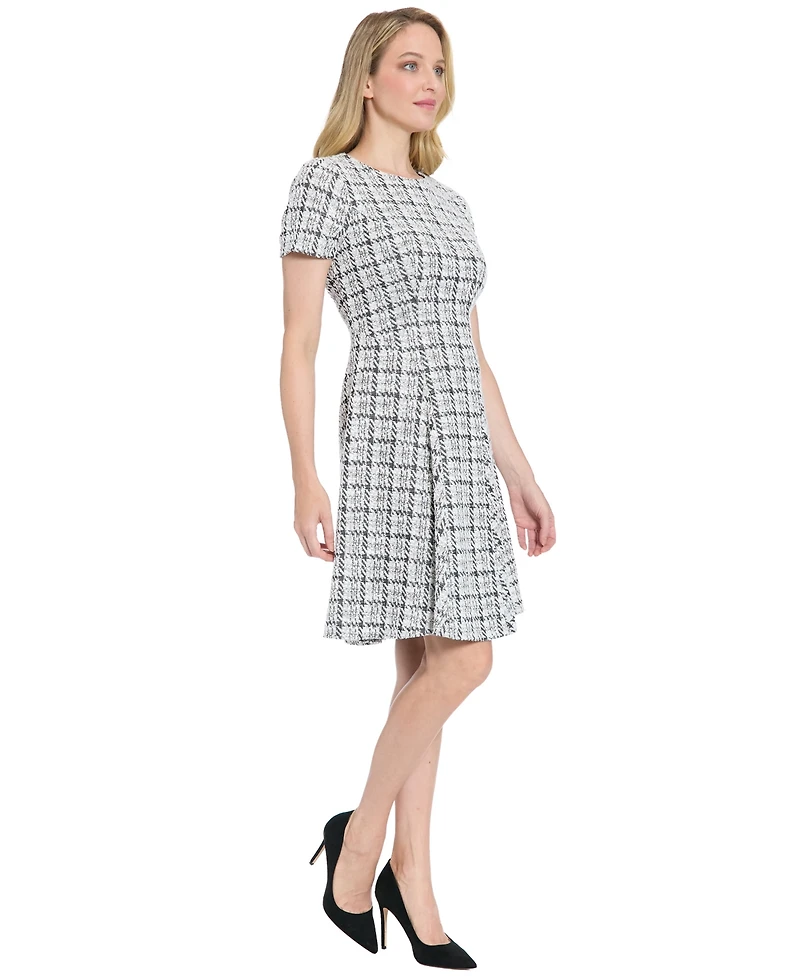 London Times Petite Short Sleeve Fit and Flare Dress