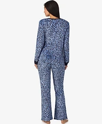 Cuddl Duds Women's 2-Piece Stretch Velour Long Sleeve Flare Pajama Set