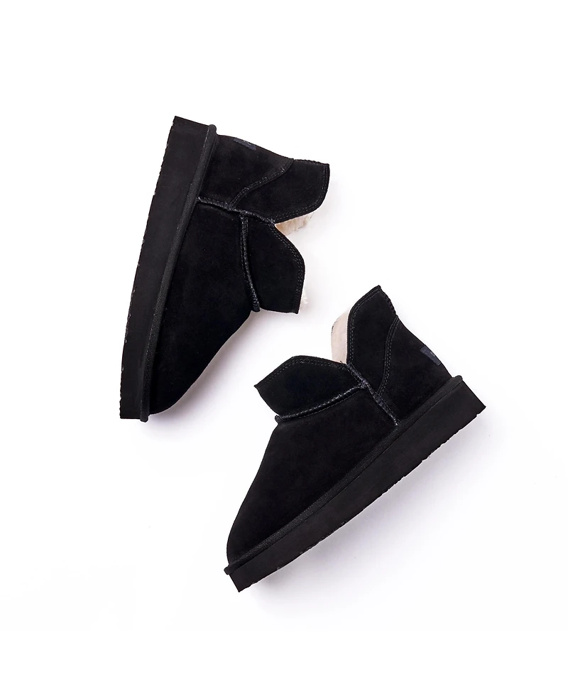 Minnetonka Women's Mavie Suede Slipper Ankle Booties