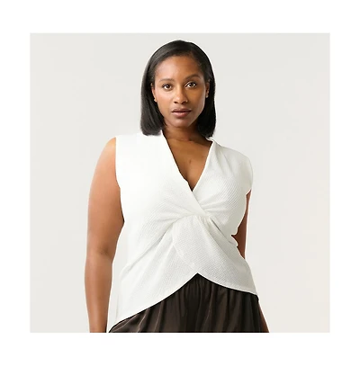 Estelle Women's Hadley Twist Front Top