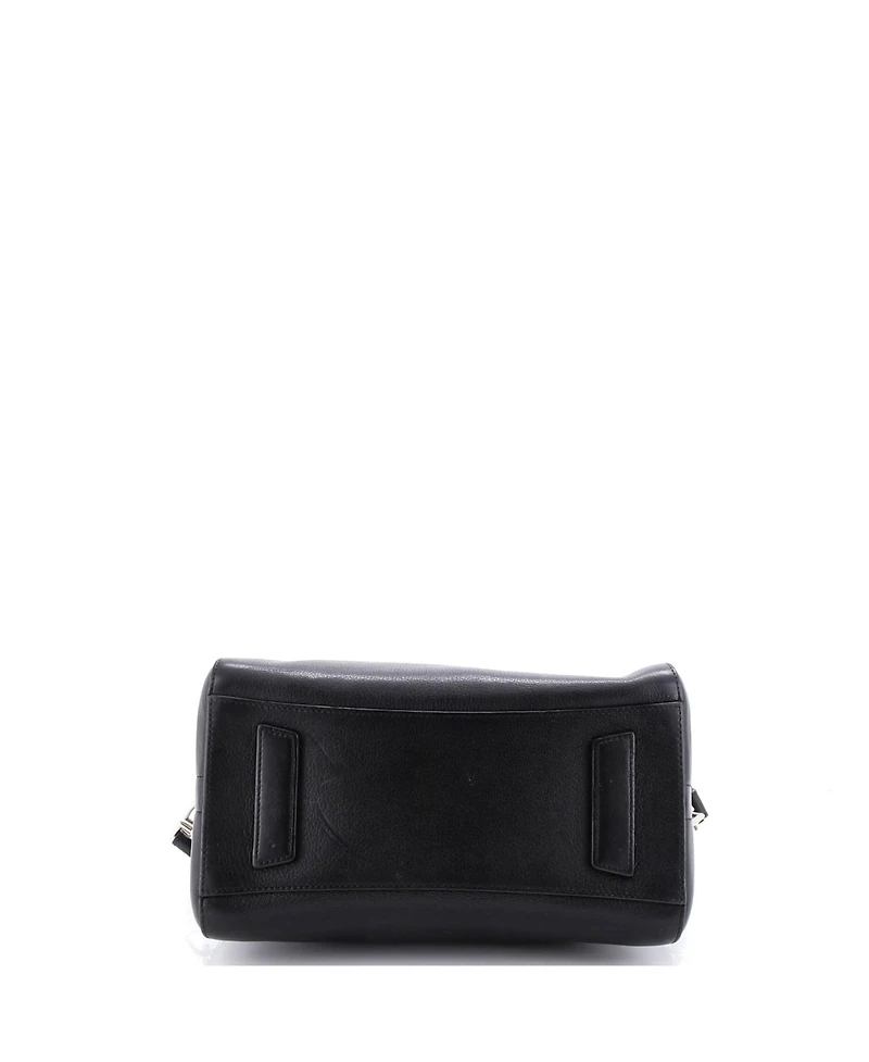 Pre-Owned Givenchy Small Antigona Bag Leather