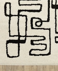 Oriental Weavers Quinn QUI11 5' x 8' Area Rug