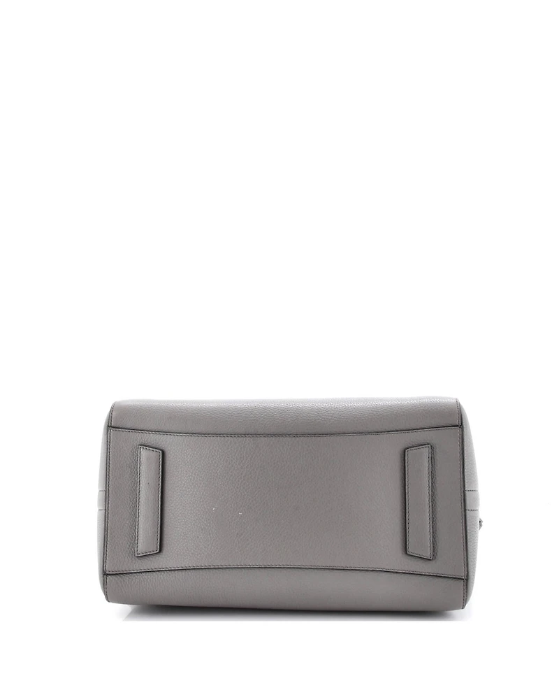 Pre-Owned Givenchy Medium Antigona Bag Leather and Kenya Metal