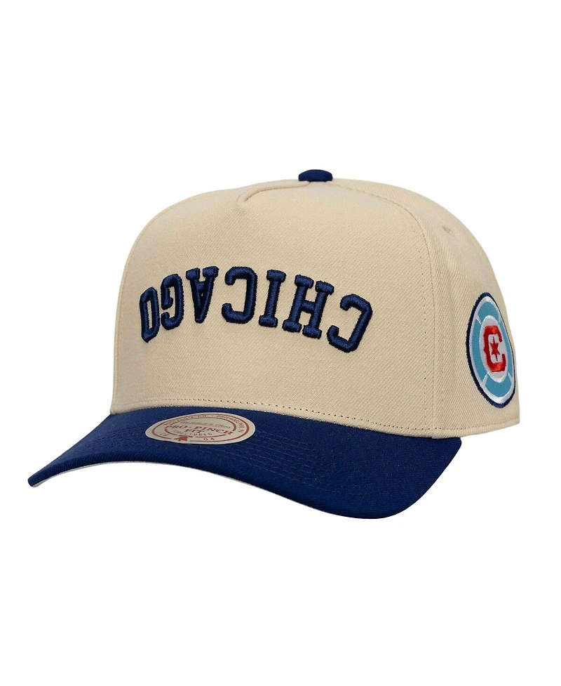 Mitchell & Ness Men's Cream/Navy Chicago Fire Upside Down Pro Pinch Snapback Hat