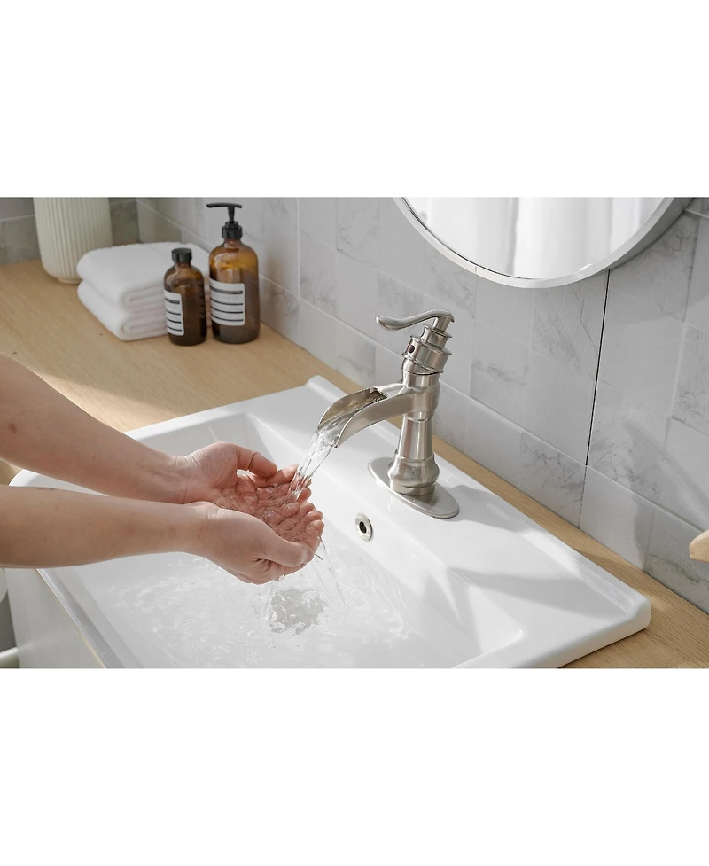 Single Hole Single-Handle Low-Arc Bathroom Faucet Matte Black