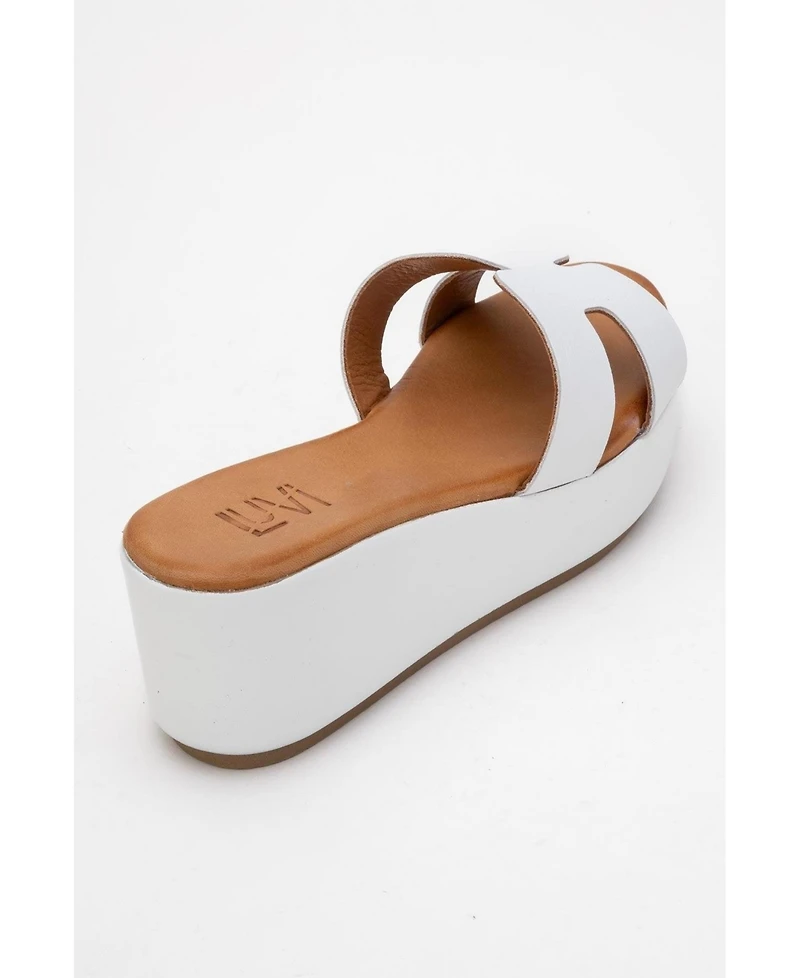 Forever & Always Shoes Lia Leather Platform Sandal (Women)