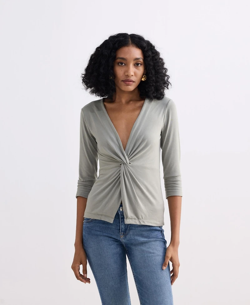 Reistor Women's Twist Front Knit Shirt Light Olive
