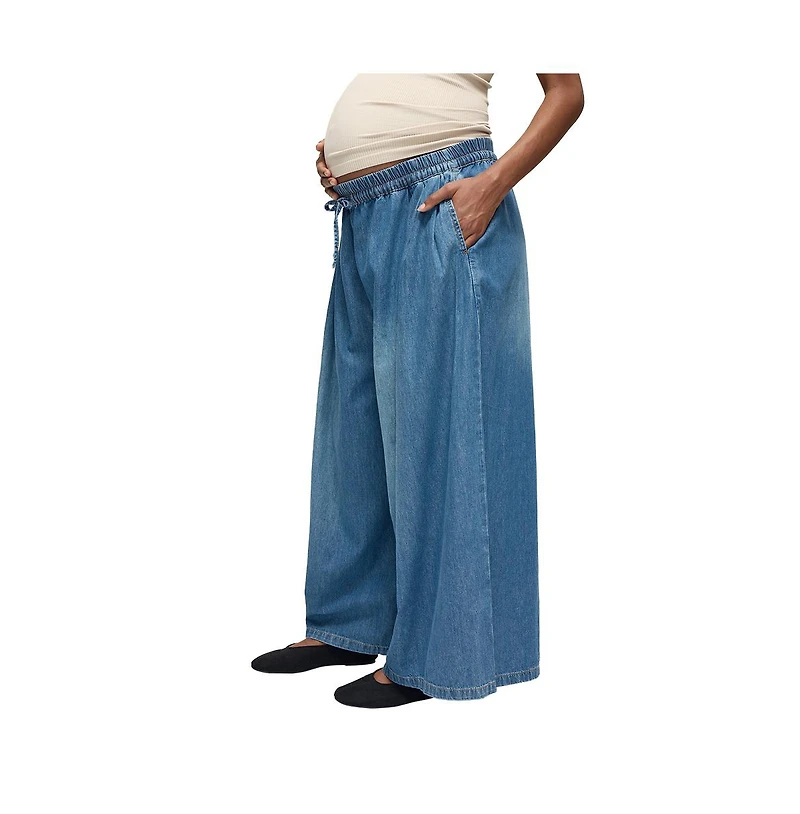 Ingrid + Isabel Maternity Soft Denim Pant