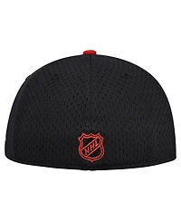 New Era Men's Black/Red Chicago Blackhawks Mesh Crown Two-Tone 59FIFTY Fitted Hat