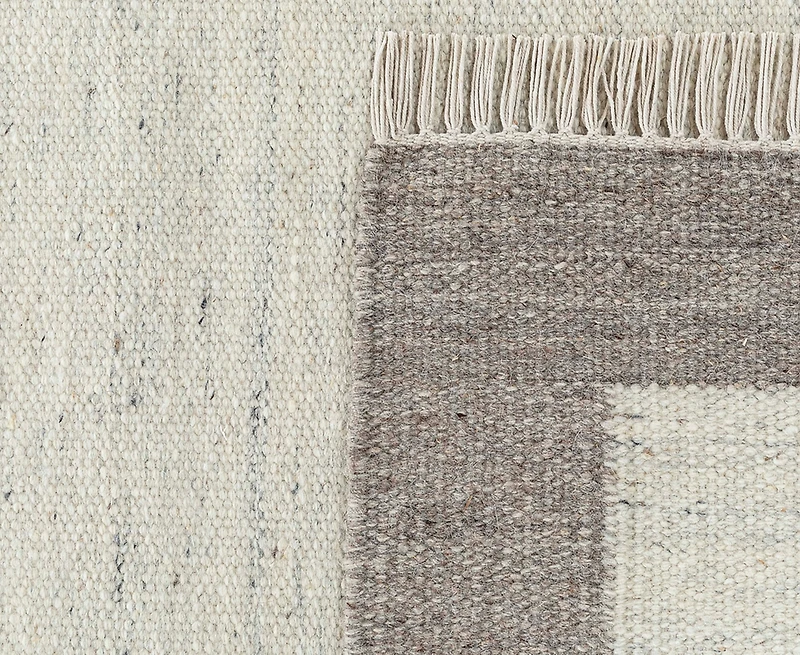 Obeetee Nu Maison Soft Border 2'x3' Area Rug