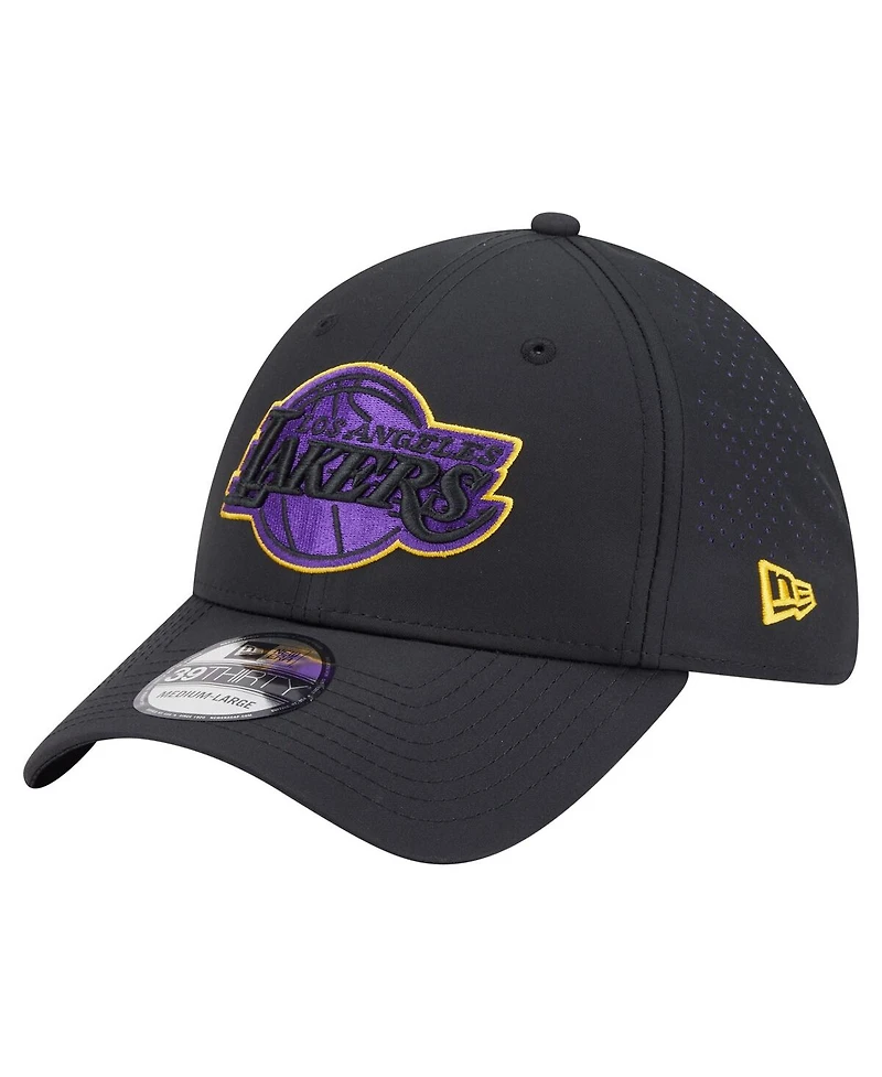 New Era Men's Black Los Angeles Lakers Night 39THIRTY Flex Hat