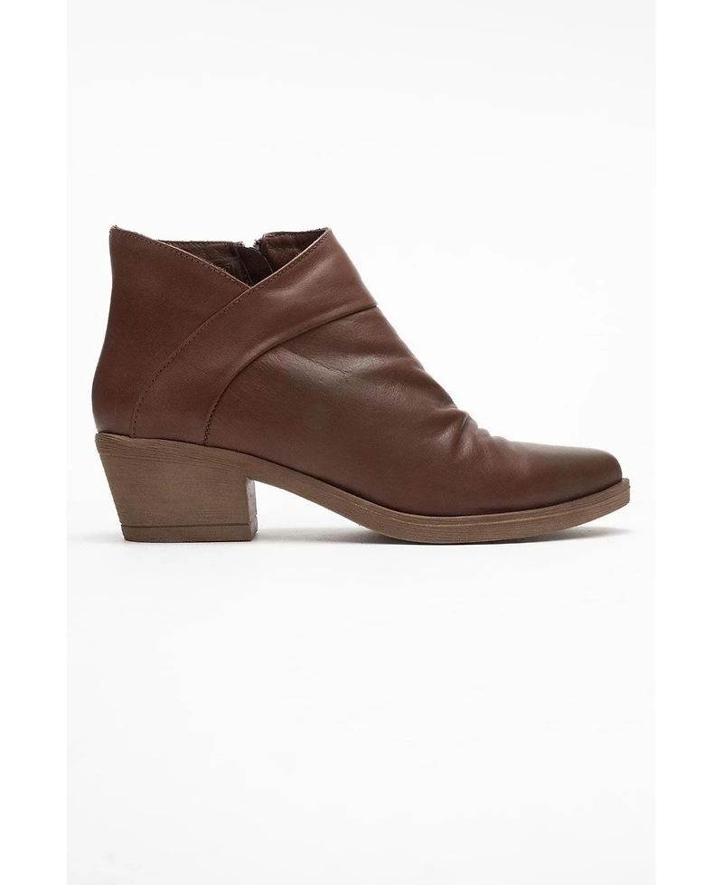 Forever & Always Shoes Rule Leather Chunky Boot (Women)