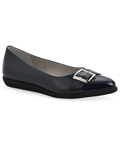 Cliffs by White Mountain Women's Miliani Ballet Flat