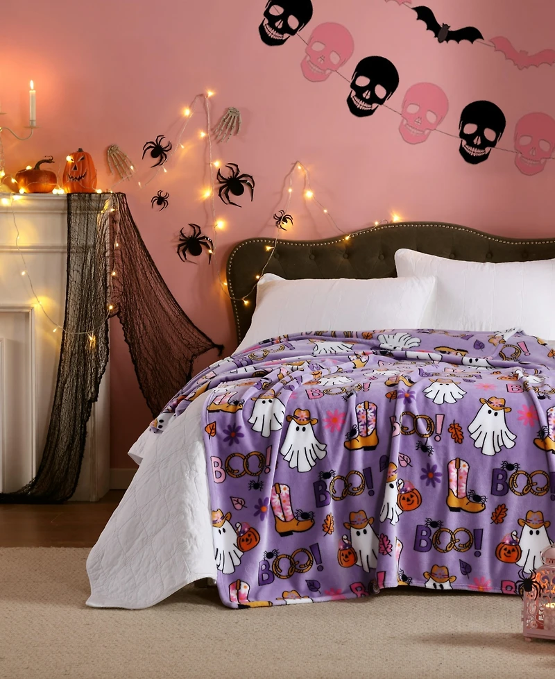 Betsey Johnson Halloween Printed Ultra Soft Plush Blanket, 70" x 50"