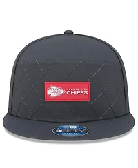 New Era Men's Charcoal Kansas City Chiefs 2025 Sideline Cold Weather Split Panel 9FIFTY Snapback Hat