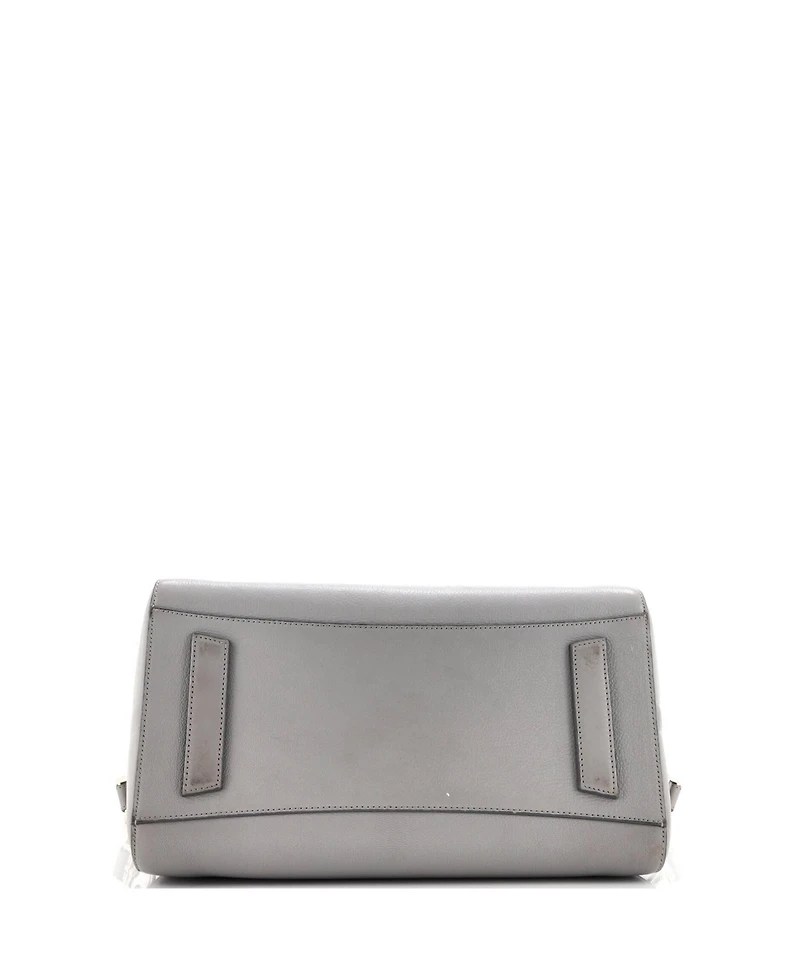 Pre-Owned Givenchy Medium Antigona Bag Leather