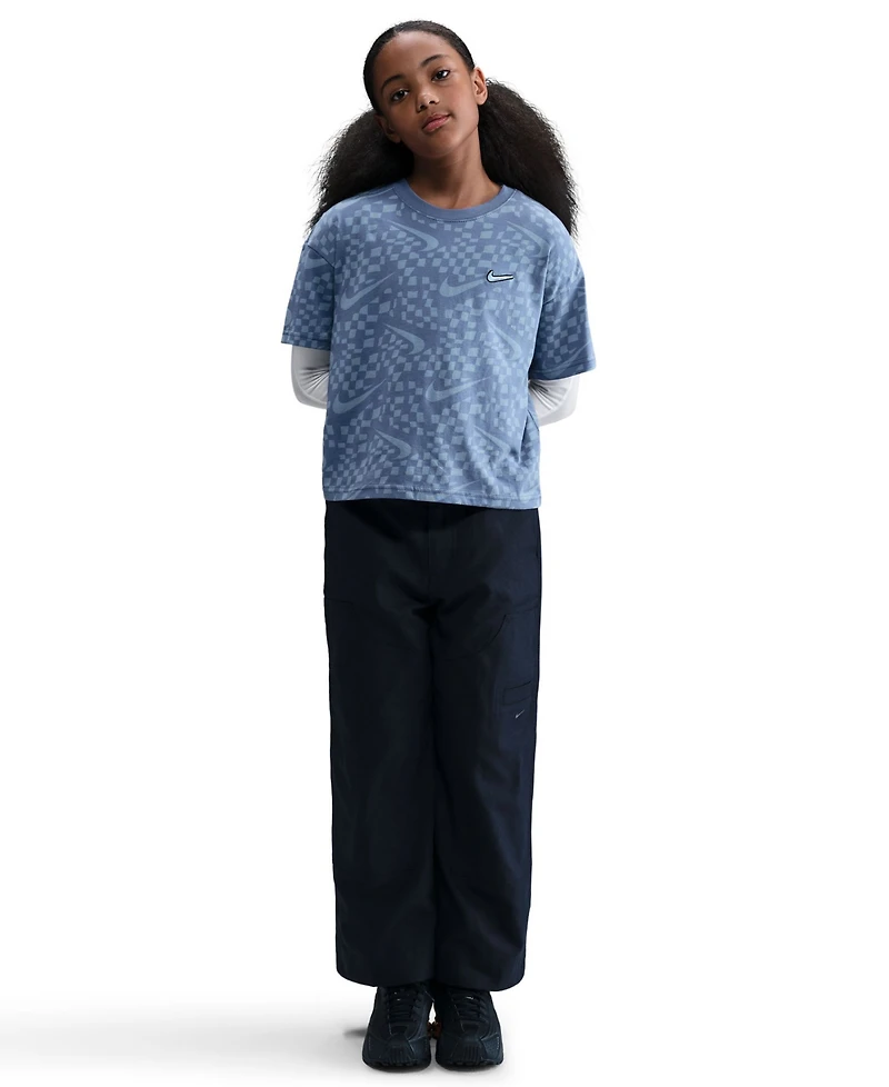 Nike Girls 7-16 Sportswear Relaxed Fit T-Shirt