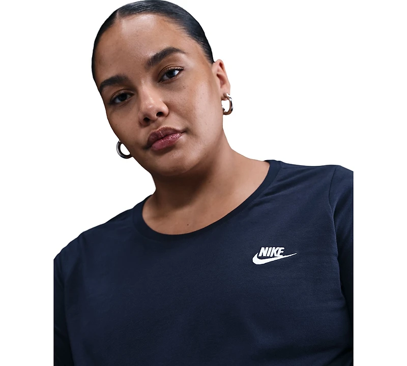 Nike Plus Sportswear Club Long-Sleeve T-Shirt