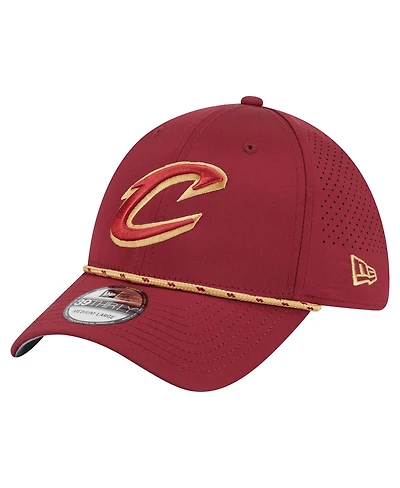 New Era Men's Wine Cleveland Cavaliers Featherweight Poly Rope Flex 39Thirty Hat
