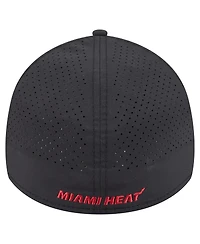 New Era Men's Black Miami Heat Featherweight Poly Rope Flex 39Thirty Hat