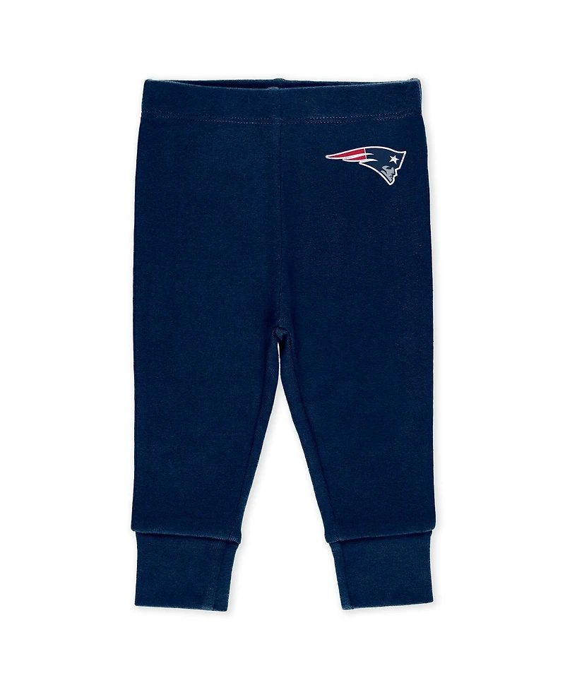 Wear by Erin Andrews Baby Boys and Girls Newborn 3-Piece New England Patriots Turn Me Around Bodysuits Pant Set