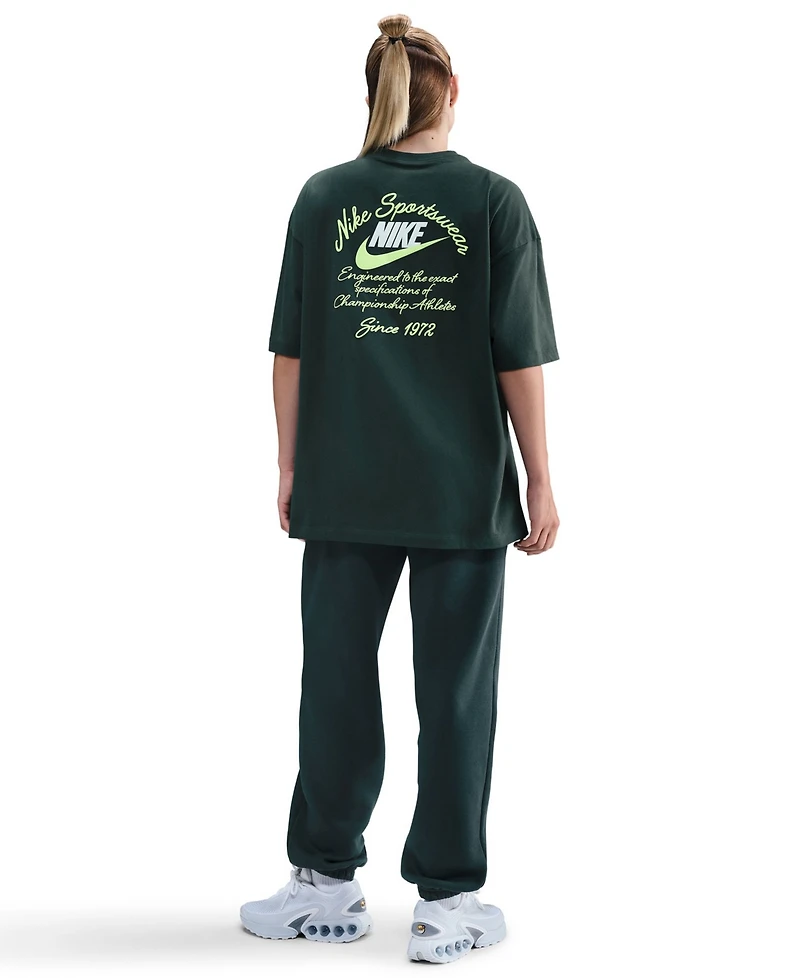 Nike Women's Sportswear Oversized T-Shirt