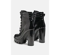 Stopper Cushion Collared Lace Up Boots