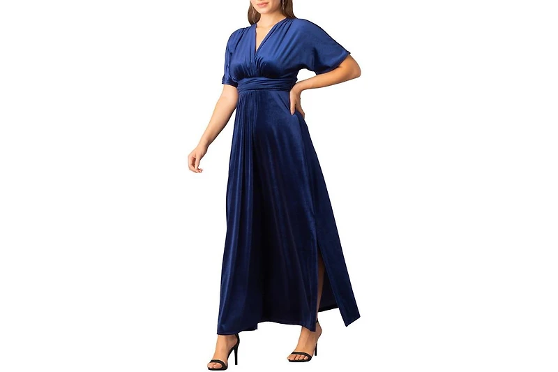 Kiyonna Women's Verona V-Neck Velvet Evening Gown with Pockets