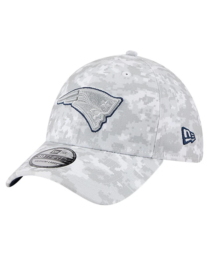 New Era Men's White New England Patriots 2025 Salute to Service Digital Camo Fan Pack 39THIRTY Flex Hat