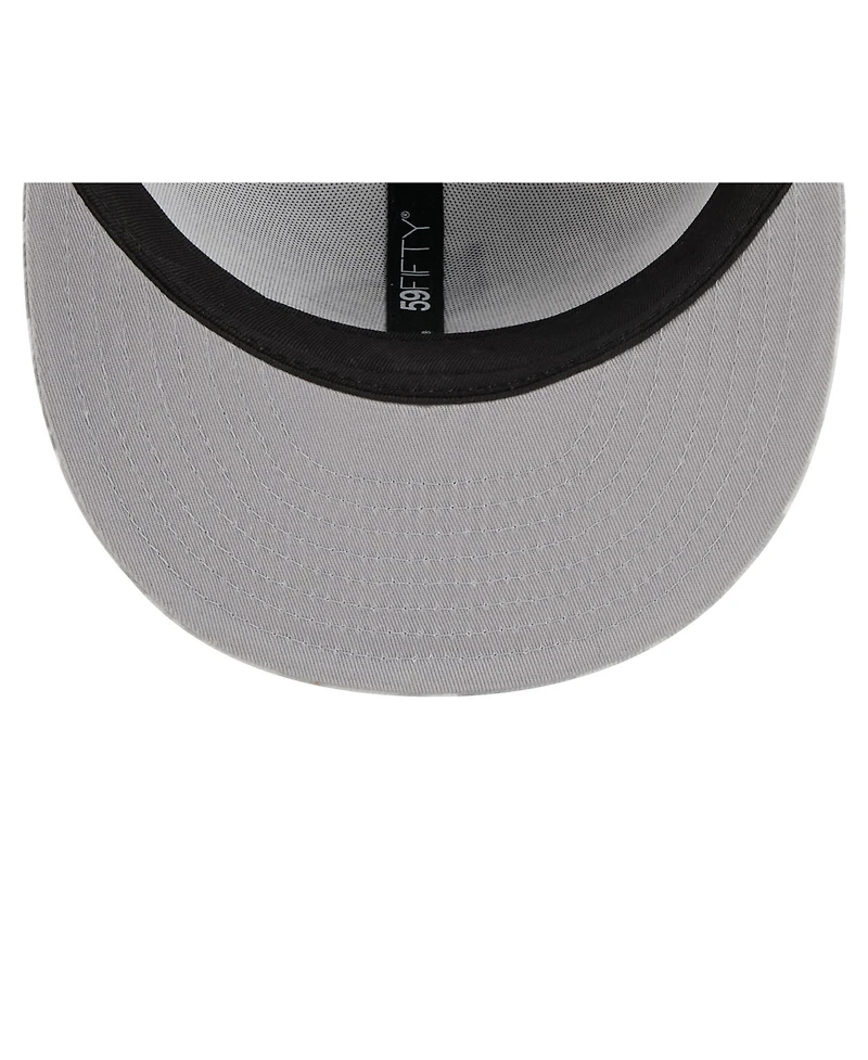 New Era Men's White Minnesota Vikings 2025 Salute to Service Fan Pack 59FIFTY Fitted Hat