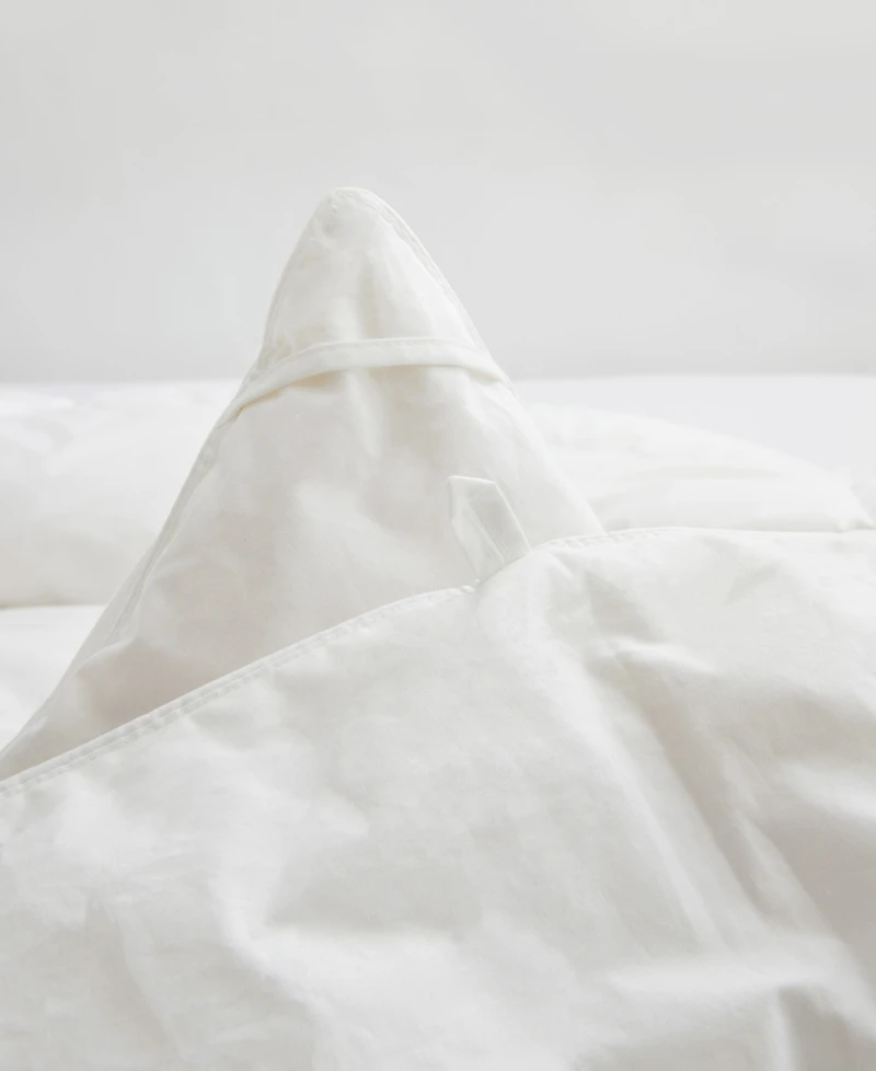 Unikome Ergonomic All Season Warm Cozy Down Feather Duvet