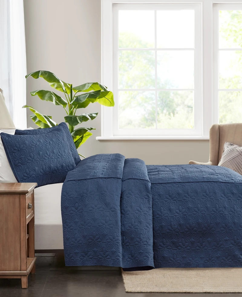 Madison Park Quebec Open Corner Pleated Quilted Bedspread