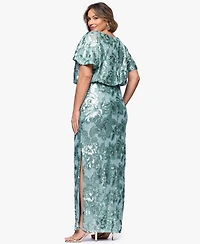 Betsy & Adam Plus Short-Sleeve Long Sheath Dress
