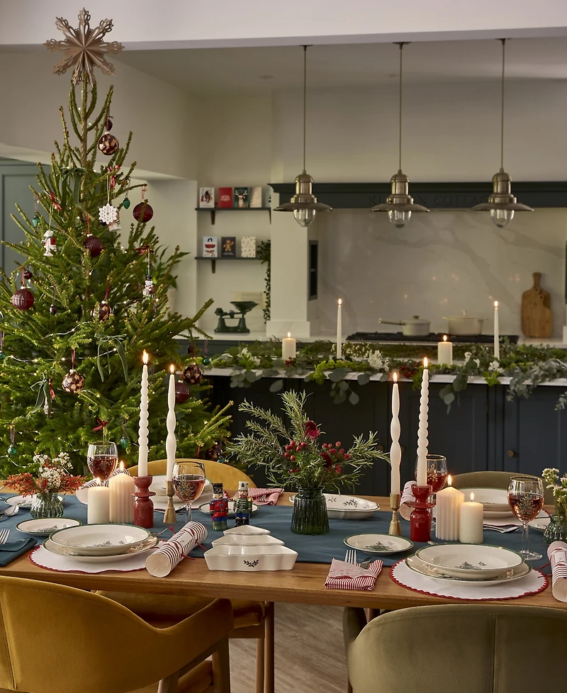 Spode Christmas Tree Gold 4 Piece Place Setting