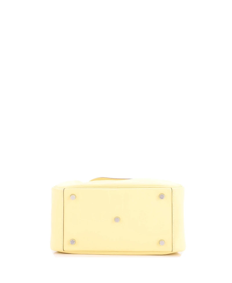 Pre-Owned HERMES 26 Lindy Bag Swift