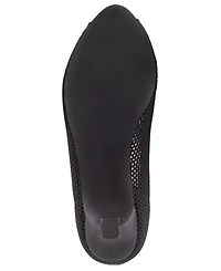 Tahari Women's Tanzania Kitten Heel Pumps