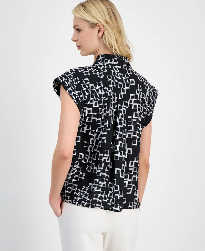 T Tahari Women's Printed Point Collar Shirt