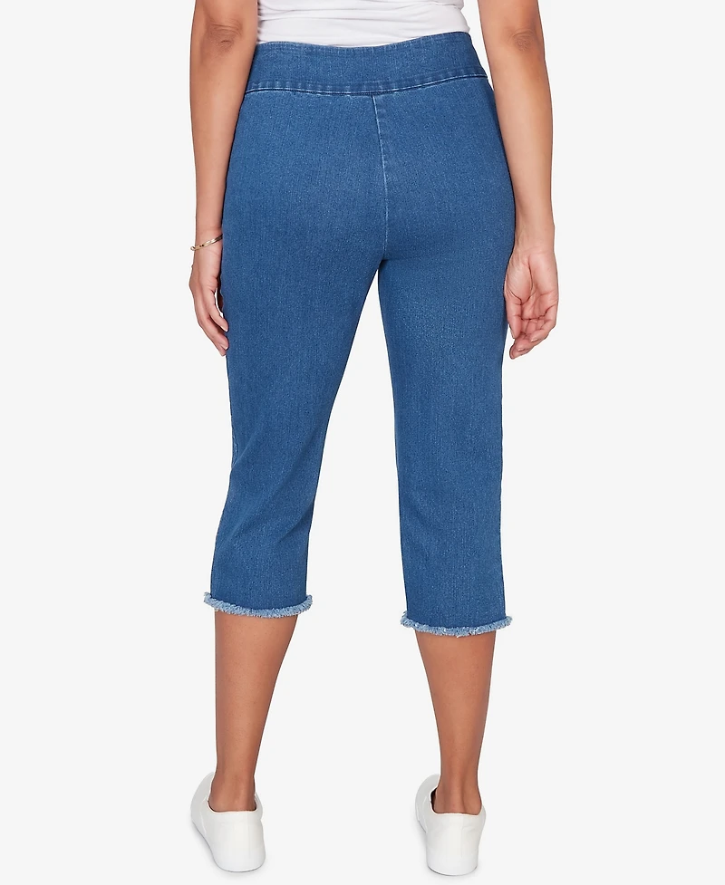 Alfred Dunner Petite Classic Super Stretch Denim Fringe Capri Pants