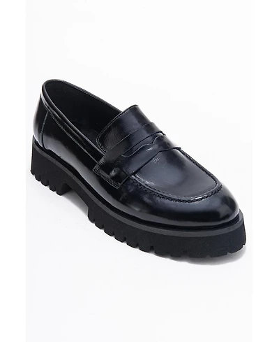 Forever & Always Women's Shoes Vionel Leather Loafer (Women)