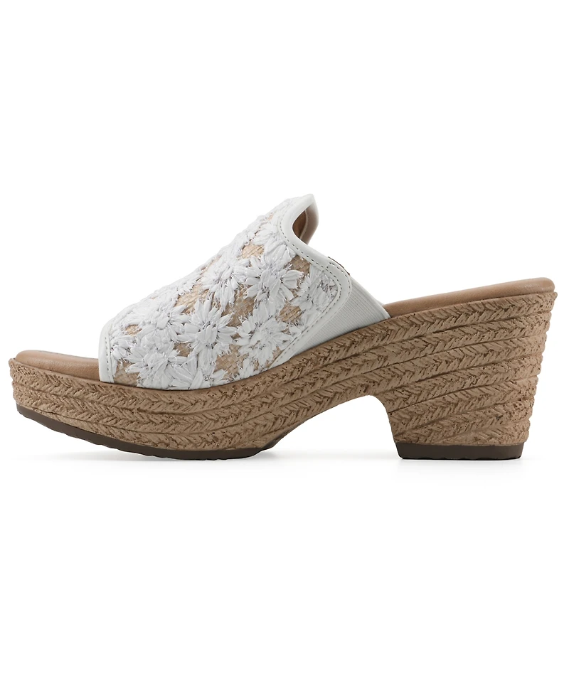Cliffs by White Mountain Women's Bizzie Wedge Sandals