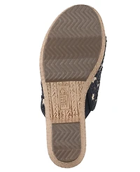 Cliffs by White Mountain Women's Bizzie Wedge Sandals
