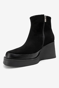 Forever & Always Shoes Women's Livia Leather Wedge Boot