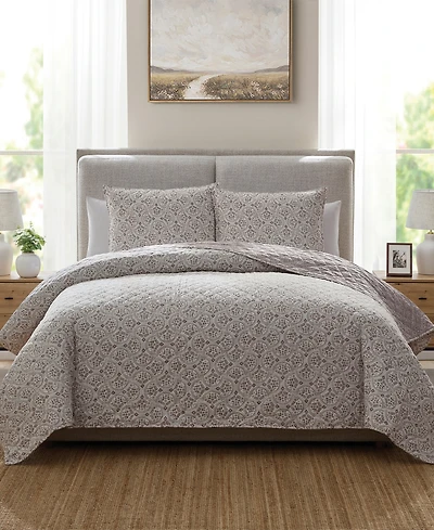 Becki Owens Trellis Floral 3-Pc. Quilt Set
