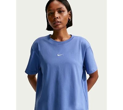 Nike Women's Sportswear Crewneck T-Shirt